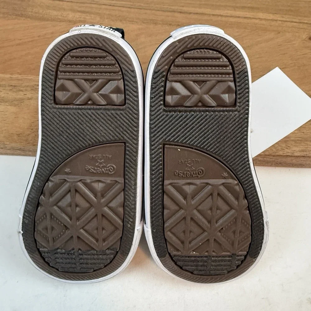 New Little Kids Converse Bluey Chuck‎ Taylor All Star 2V OX Sneakers Size 5 C
